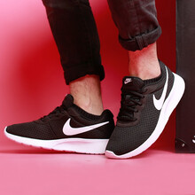 耐克（NIKE）跑步鞋812654-011/TANJUN男鞋 35.5