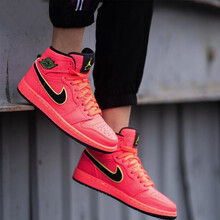 耐克（NIKE）籃球鞋AQ9131-600（紅外線(xiàn)） 45以上