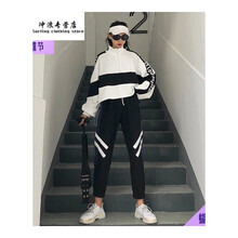 時(shí)尚小白上衣，夏日清涼又吸睛