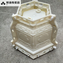 客廳單調(diào)，歐式塑料擺件來助力