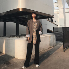 高腰喇叭褲，矮星人的顯瘦小幫手