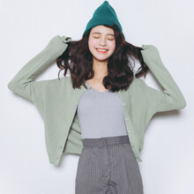 微胖姑娘，只差一款精致的針織衫