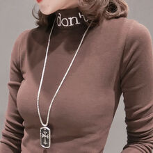 時(shí)尚字母長(cháng)袖，打造個(gè)性女神