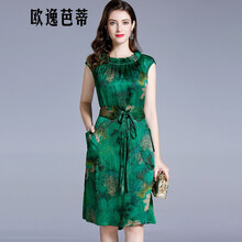 時尚簡約連衣裙，打造優(yōu)雅小仙女