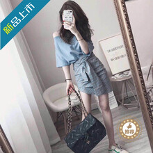 一字肩連衣裙，穿出你的少女心