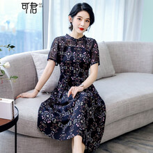 圓領(lǐng)連衣裙，打造優(yōu)雅氣質(zhì)范