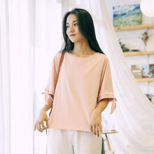 清新短袖，打造文藝女神