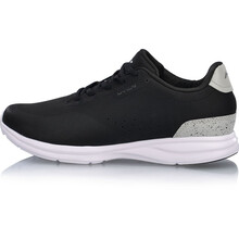 透氣跑鞋，讓你暢快淋漓