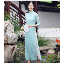 純色連衣裙，打造你的優(yōu)雅女神