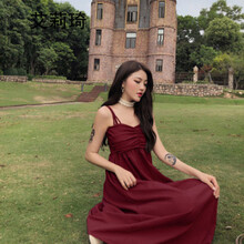 優(yōu)雅純色連衣裙打造氣質(zhì)女神