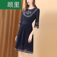 蕾絲連衣裙，打造浪漫氣質(zhì)女人味