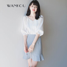 婉扣（WANKOU） 純色 釘珠，不規(guī)則，紐扣 連衣裙