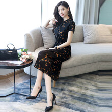 時(shí)尚吊帶裙，打造甜美少女感