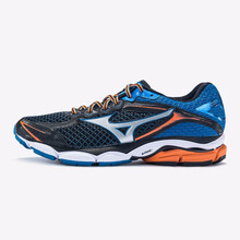 美津濃（MIZUNO）跑步鞋黑/銀/藍(lán) 