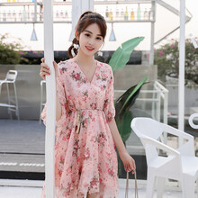 氣質(zhì)印花裙，打造浪漫優(yōu)雅女人味