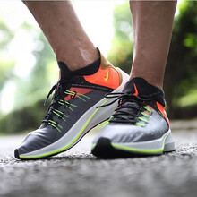 耐克（NIKE）跑步鞋AO1554-001 39