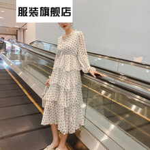 夏日穿搭，吊帶裙來助力