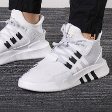 Adidas跑步鞋BD7772 