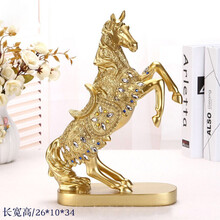 精致典雅擺件，讓客廳變得更溫馨