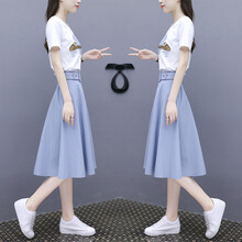 仙氣蕾絲裙，打造優(yōu)雅女神范
