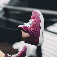 耐克（NIKE）籃球鞋487724-661（情人節(jié)） 40