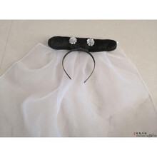 簡約風(fēng)，純色連衣裙打造曼妙身姿