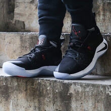 耐克（NIKE）籃球鞋AO2984-003 黑白 金牛座 