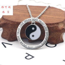 復(fù)古字母黃金吊墜