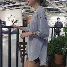純色短袖，打造優(yōu)雅生活