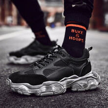 凡索卡（vanssuoka）男士黑色 