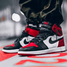 耐克（NIKE）籃球鞋555088-610（黑紅腳趾） 