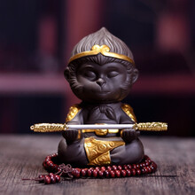 精美創(chuàng  )意陶瓷擺件，讓客廳更溫馨