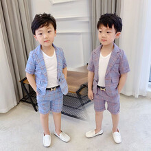 小孩小西裝