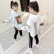 大女童蝙蝠衛(wèi)衣