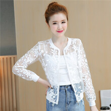 純色外套，微胖妹子的時(shí)尚之選