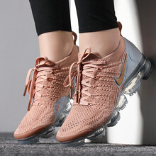 耐克（NIKE）跑步鞋942843-602 36，38.5，38，39，36.5