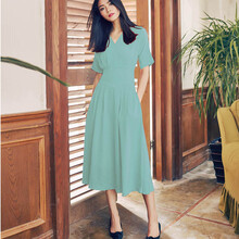 夏日海邊，網(wǎng)紗長(cháng)裙讓你仙氣十足