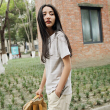 寬松條紋短袖，打造清新女神