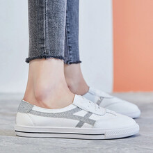 德?tīng)柣荩―EERWAY）板鞋S003白銀 