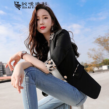 豹紋西服女