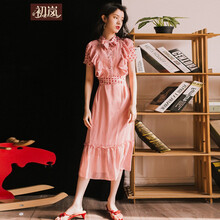 復(fù)古連衣裙，讓你變身時(shí)尚女神