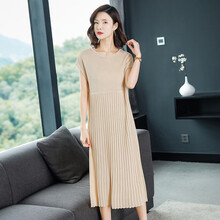 圓領(lǐng)短袖連衣裙，打造清爽小仙女