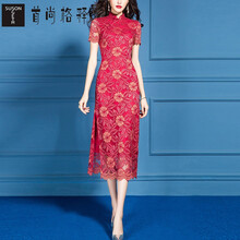 浪漫印花連衣裙，打造優(yōu)雅女神范