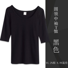 純色寬松連衣裙，打造百變女神