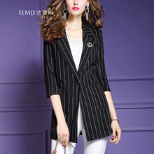 法曼麗（FEMLY）  七分袖 女 短外套 口袋，紐扣，立體剪裁