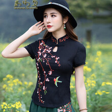 印花連衣裙，打造優(yōu)雅女神