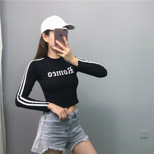純色短袖寬松上衣，打造百變女郎