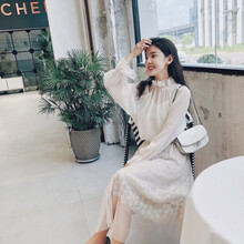 優(yōu)雅露肩連衣裙，打造性感女神