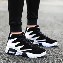 輕便系帶帆布鞋，讓你舒適又時(shí)尚