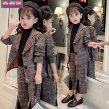 春季休閑西裝女